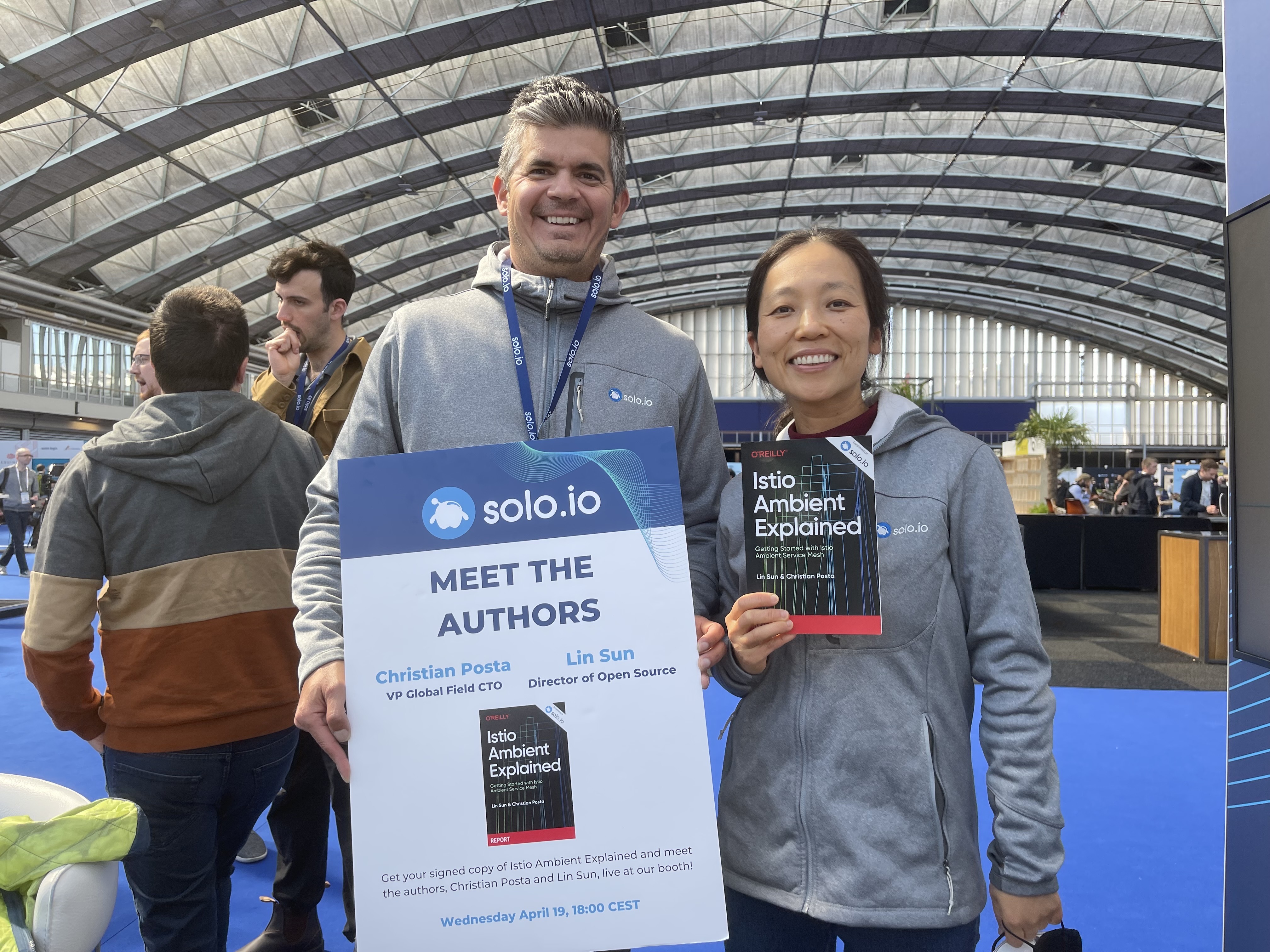 KubeCon Europe 2023, Ambient Mesh book signing by authors